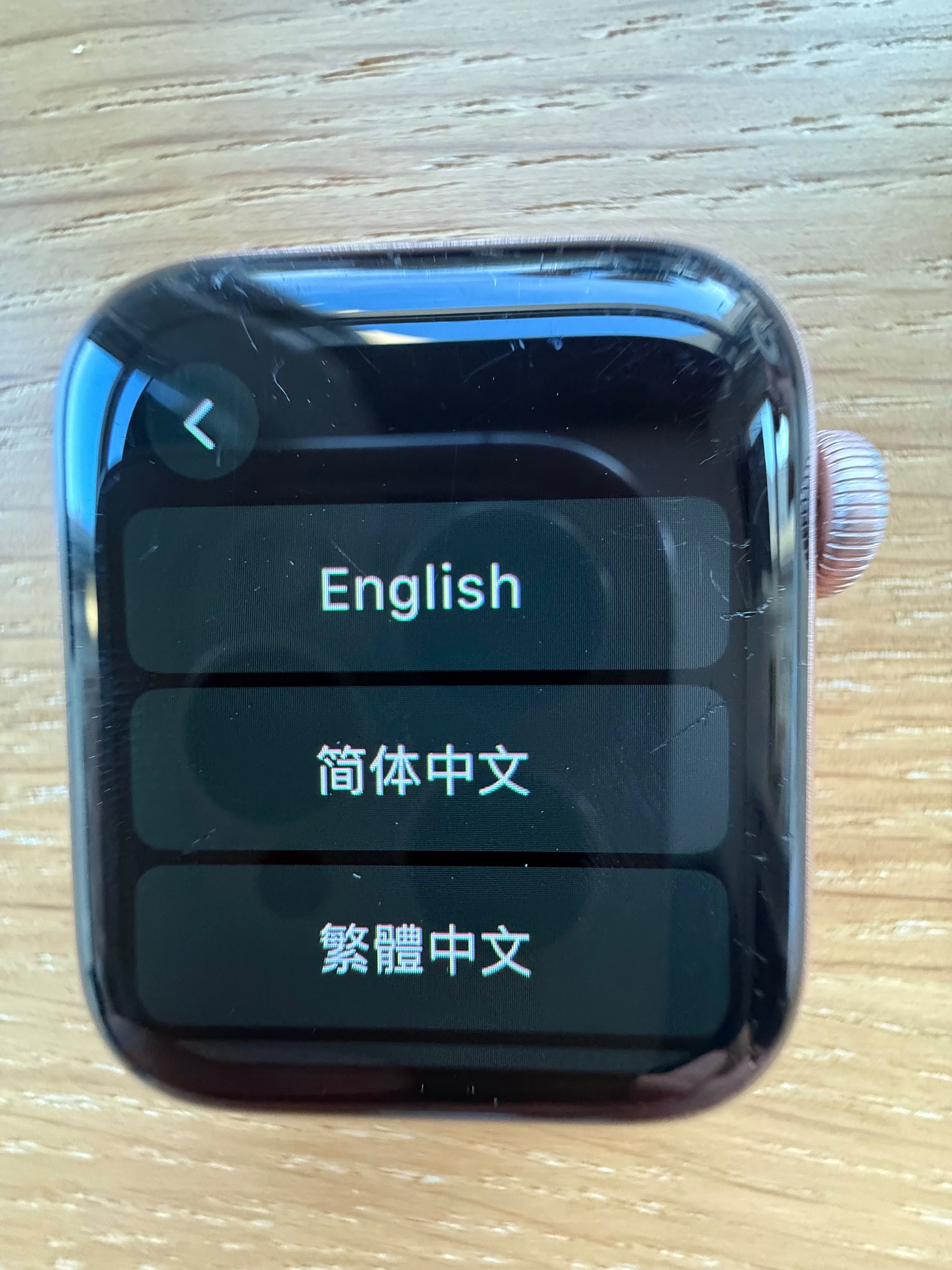 Apple Watch S6 (40mm, Pink Aluminum) с оригинална кутия и нова каишка