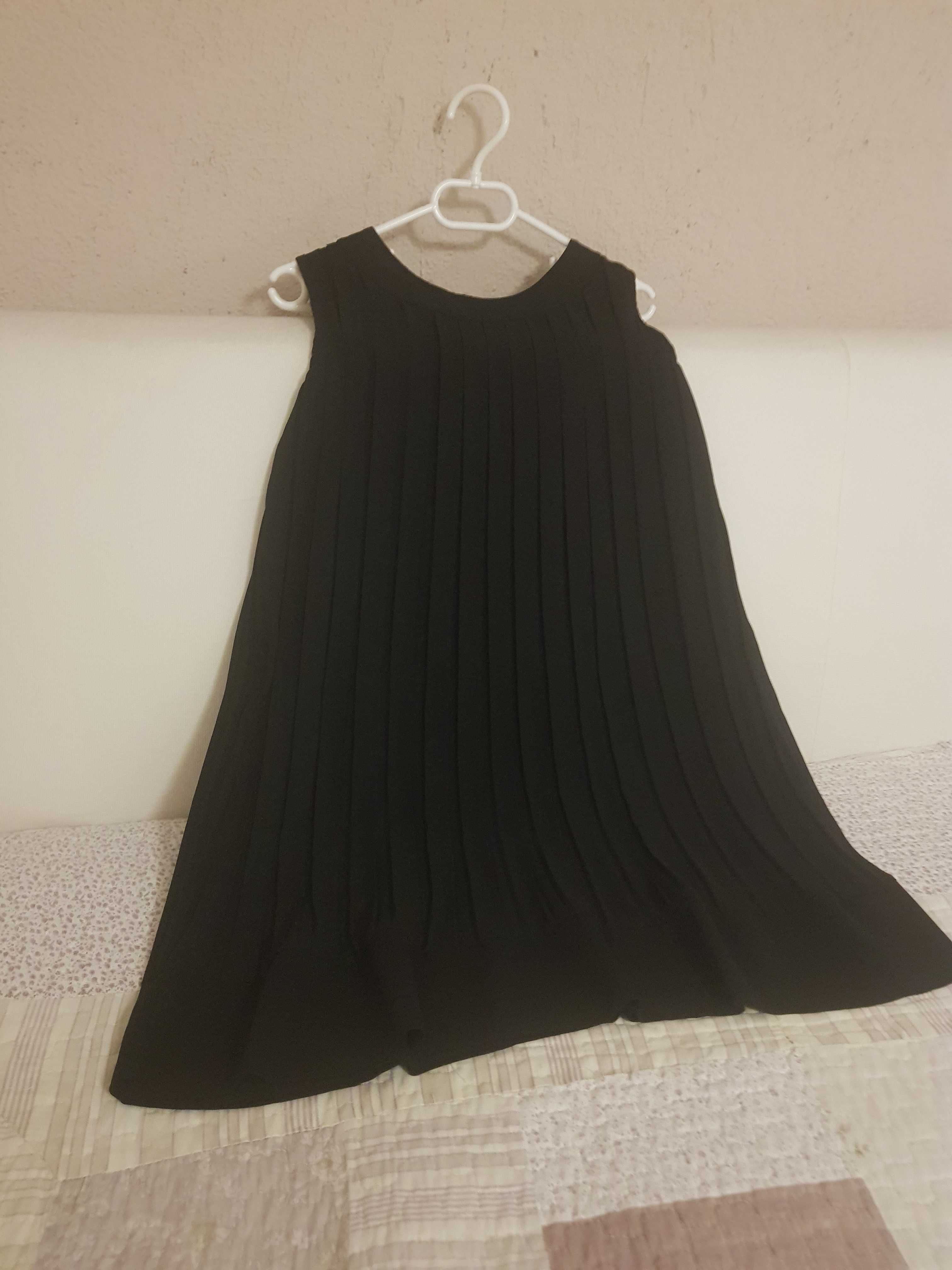 Малка черна рокля без размер нова цена 20 лв