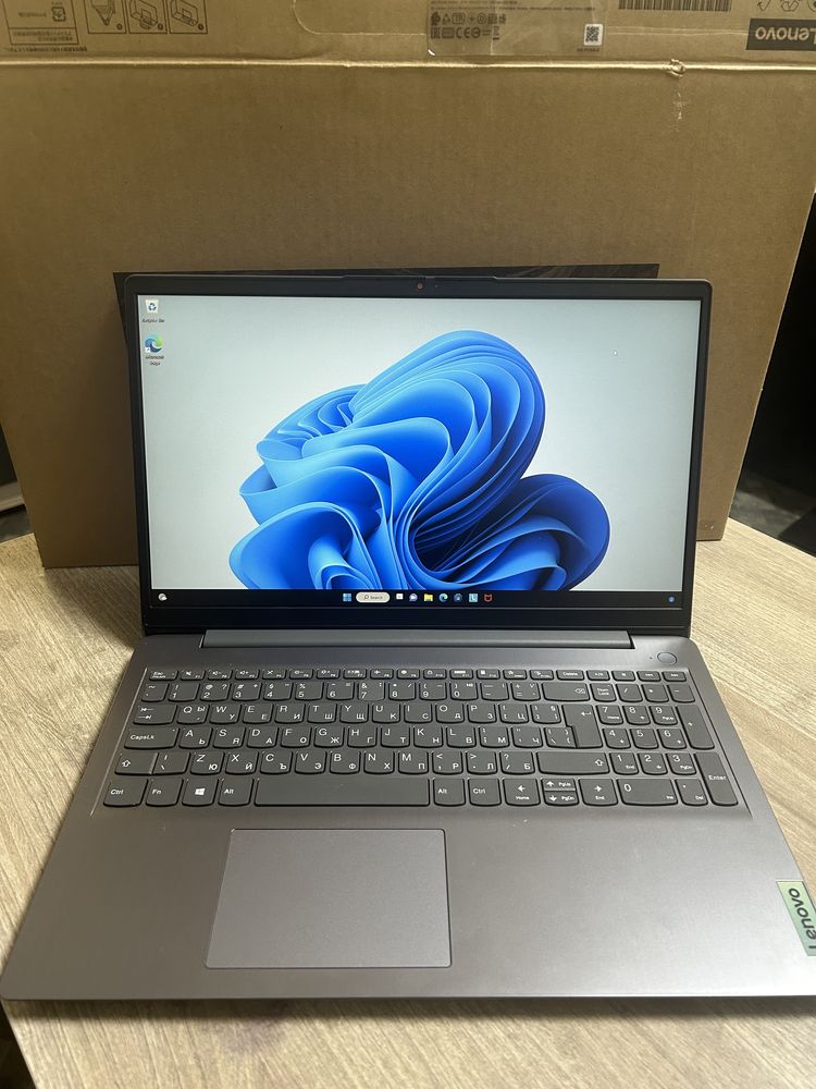 Лаптоп Lenovo IdeaPad 3