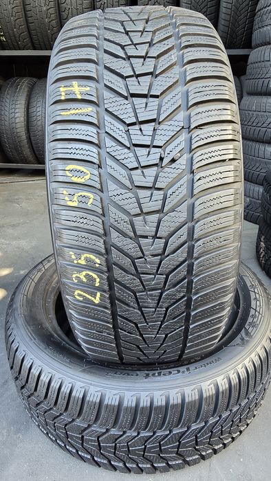 2 anvelope iarnă Hankook 235/50/17