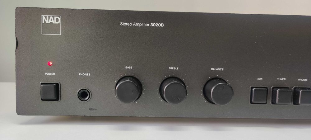 NAD 3020 B amplificator stereo de legenda