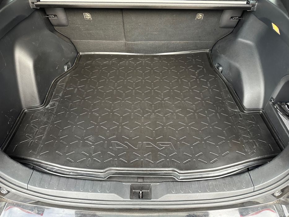 Задна стелка за багажник Toyota RAV4 2019/2023 PW241-42000