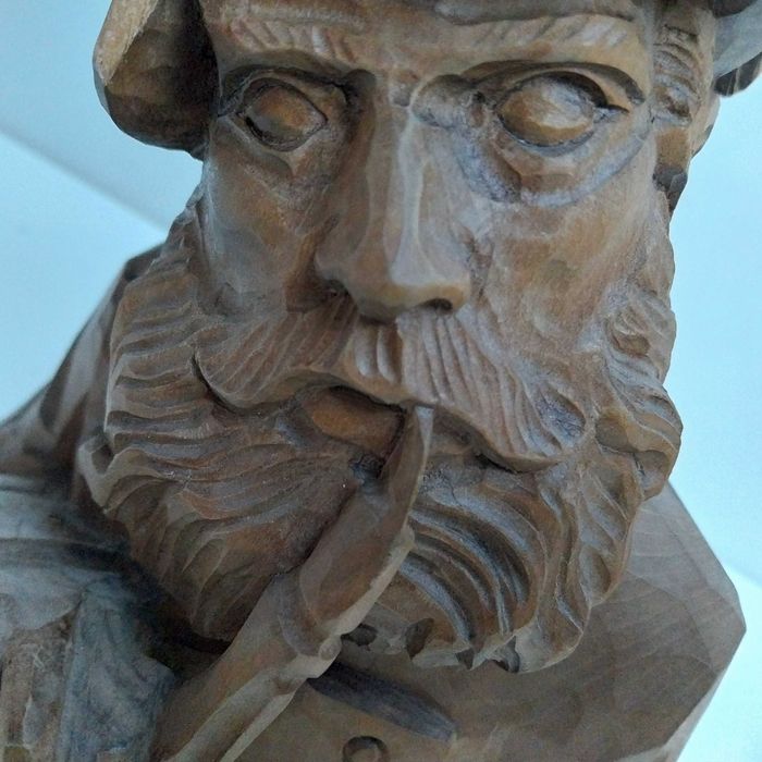 НАЙ ДОБРАТА ОФЕРТА Стара немска дървена фигура дърворезба