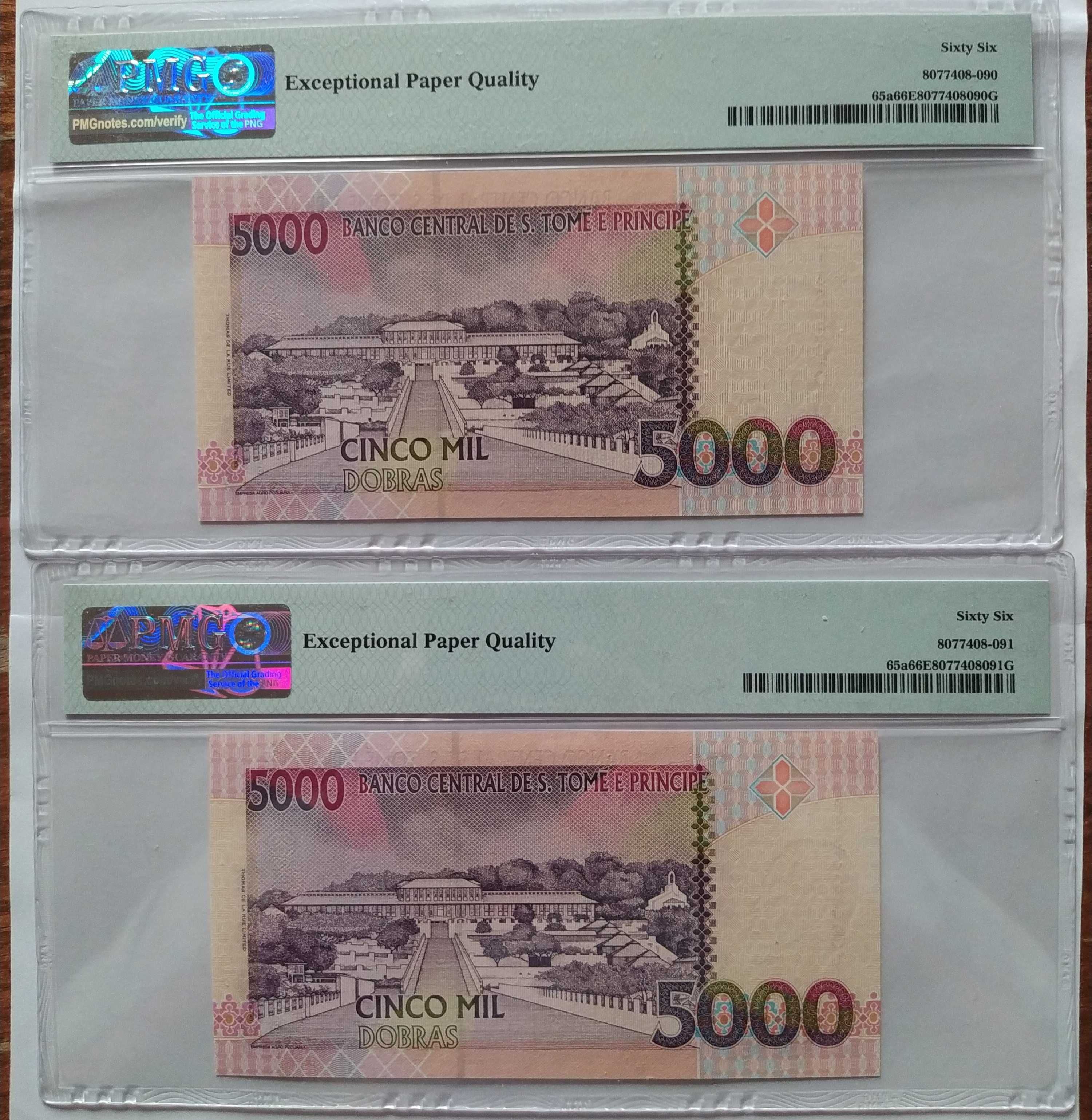 PMG 66 - 2 банкноти с поредни номера Сао Томе и Принсипи - 5000 добрас