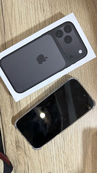 Продам iphone17pro max андроид