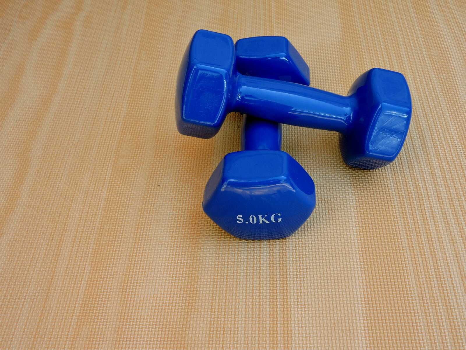 Винилови Гирички 2 × 5 кг / Vinyl Dumbbells / Цветни Гири за Аеробика