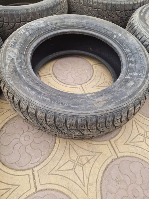 Зимний покрышка хорошем состоянии