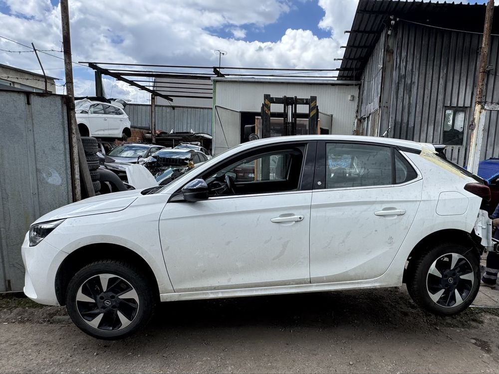 Opel Corsa F ел на части/Na 4asti