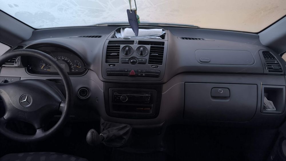 Vând Mercedes Vito 2004 6locuri sau schimb cu schela metalica/popi