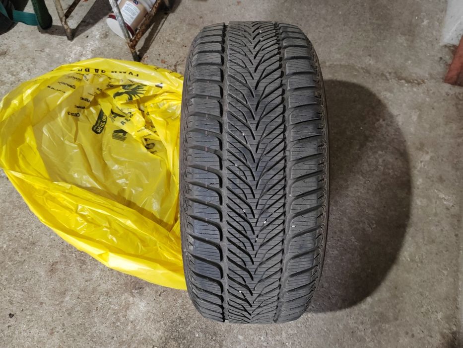 Зимни гуми Diplomat 215/50R17 – комплект, отлично състояние