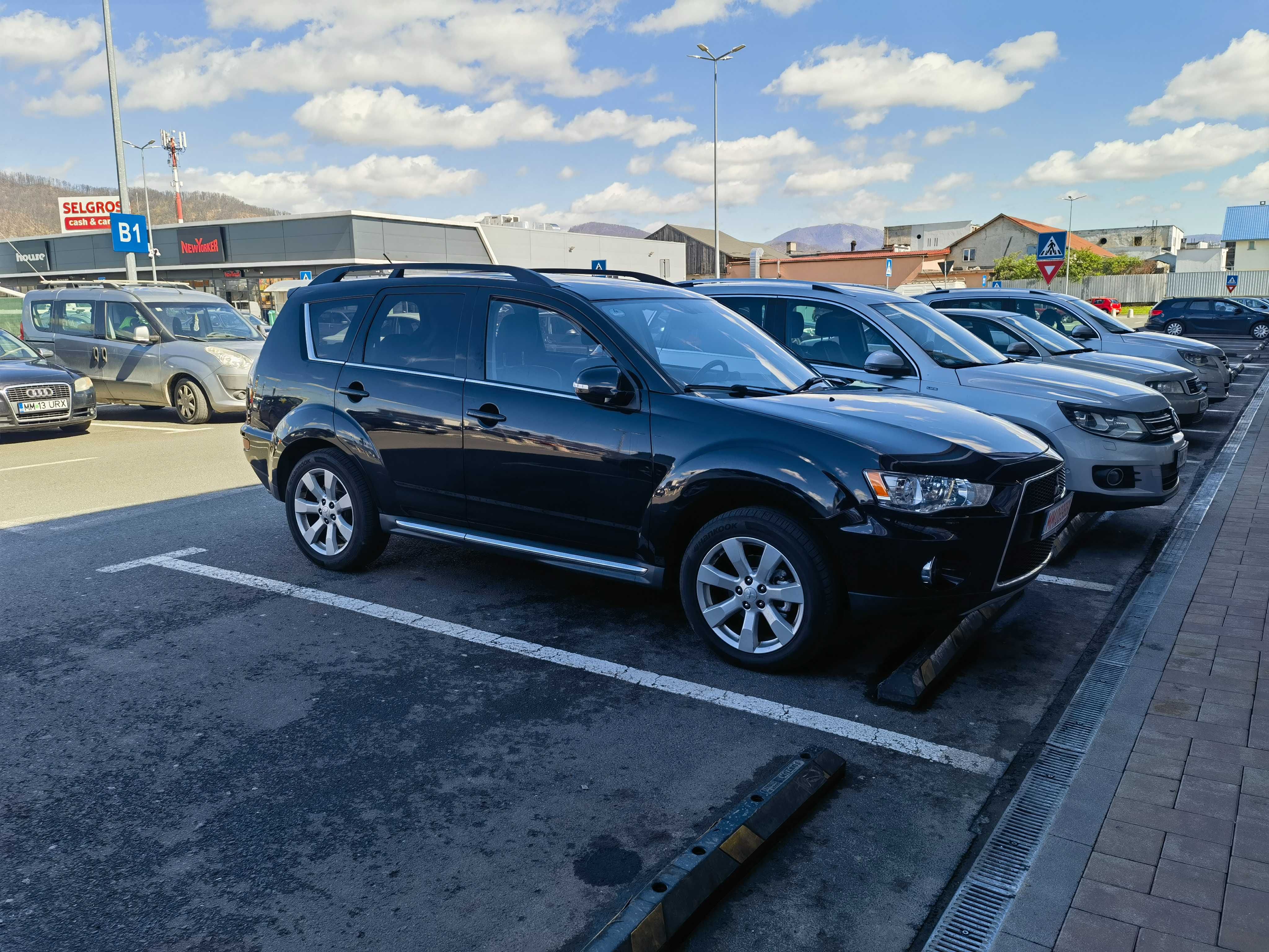 Mitsubishi Outlander 4x4, Euro 5, 141000 km reali - certificati TUV