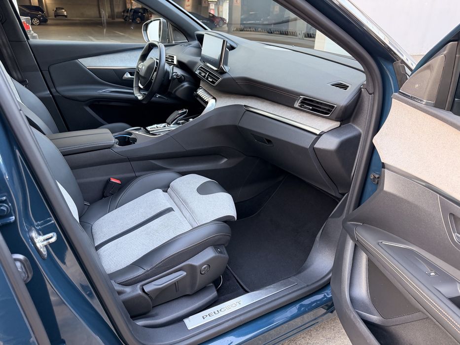 Peugeot 3008 GT-Line 1.6 Plug-In Hybrid 225cp/ Varf de gama/ Camere360