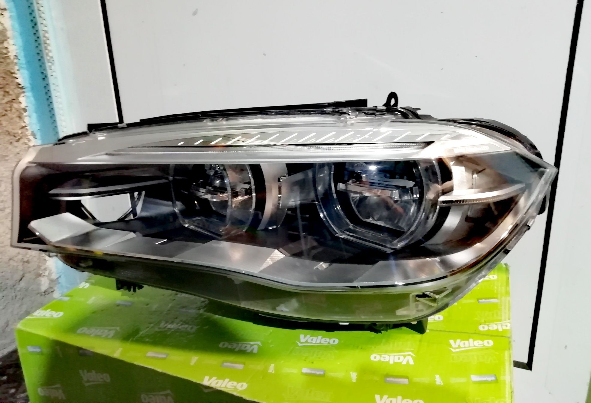 Фар Фарове за BMW X5 F15 X6 F16 X5M X6M / БМВ X5 Ф15 Х6 Ф16 Х5М Х6М.