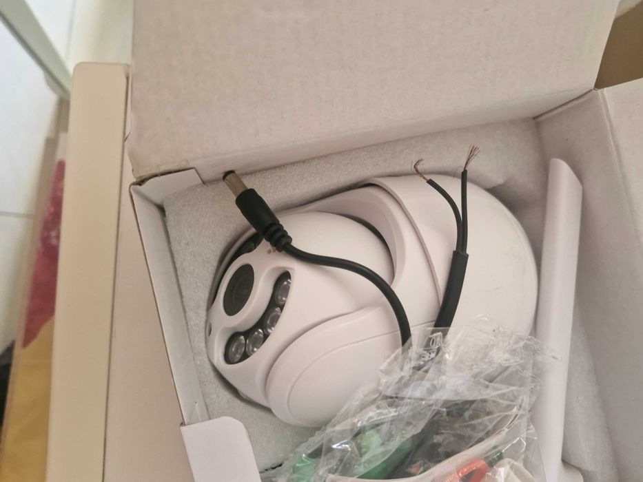 Продава се WIFI камера за външно наблюдение