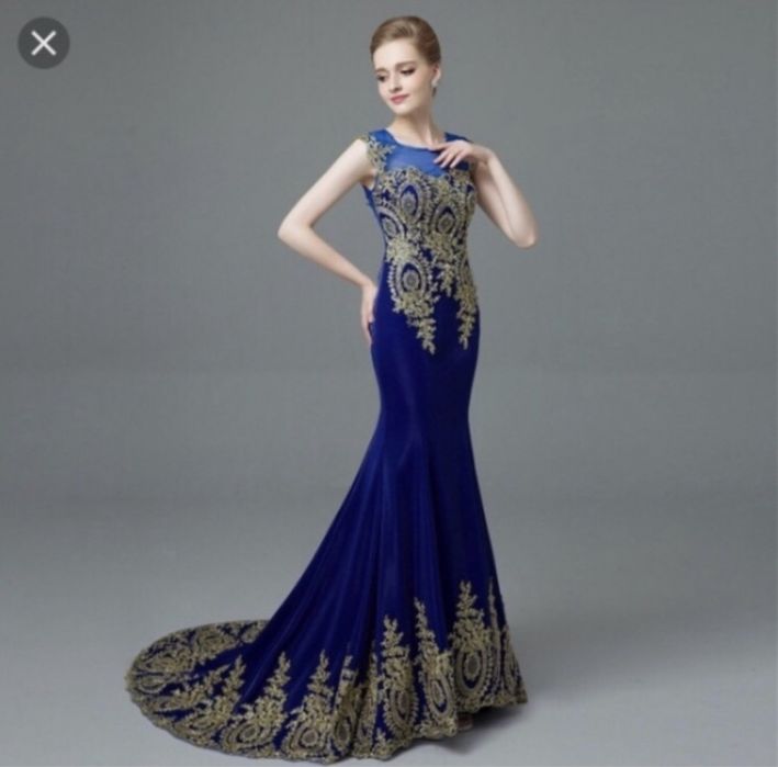 Роскошное платье