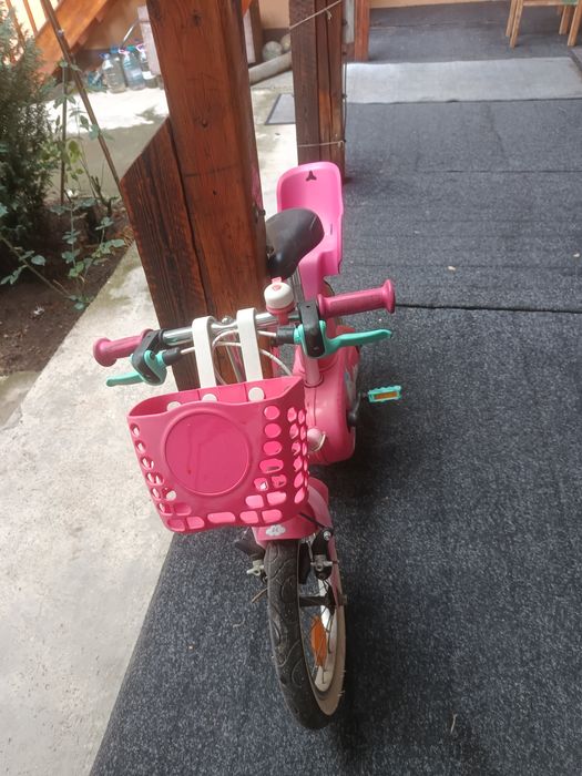 Vând bicicleta fete până în 7 ani
