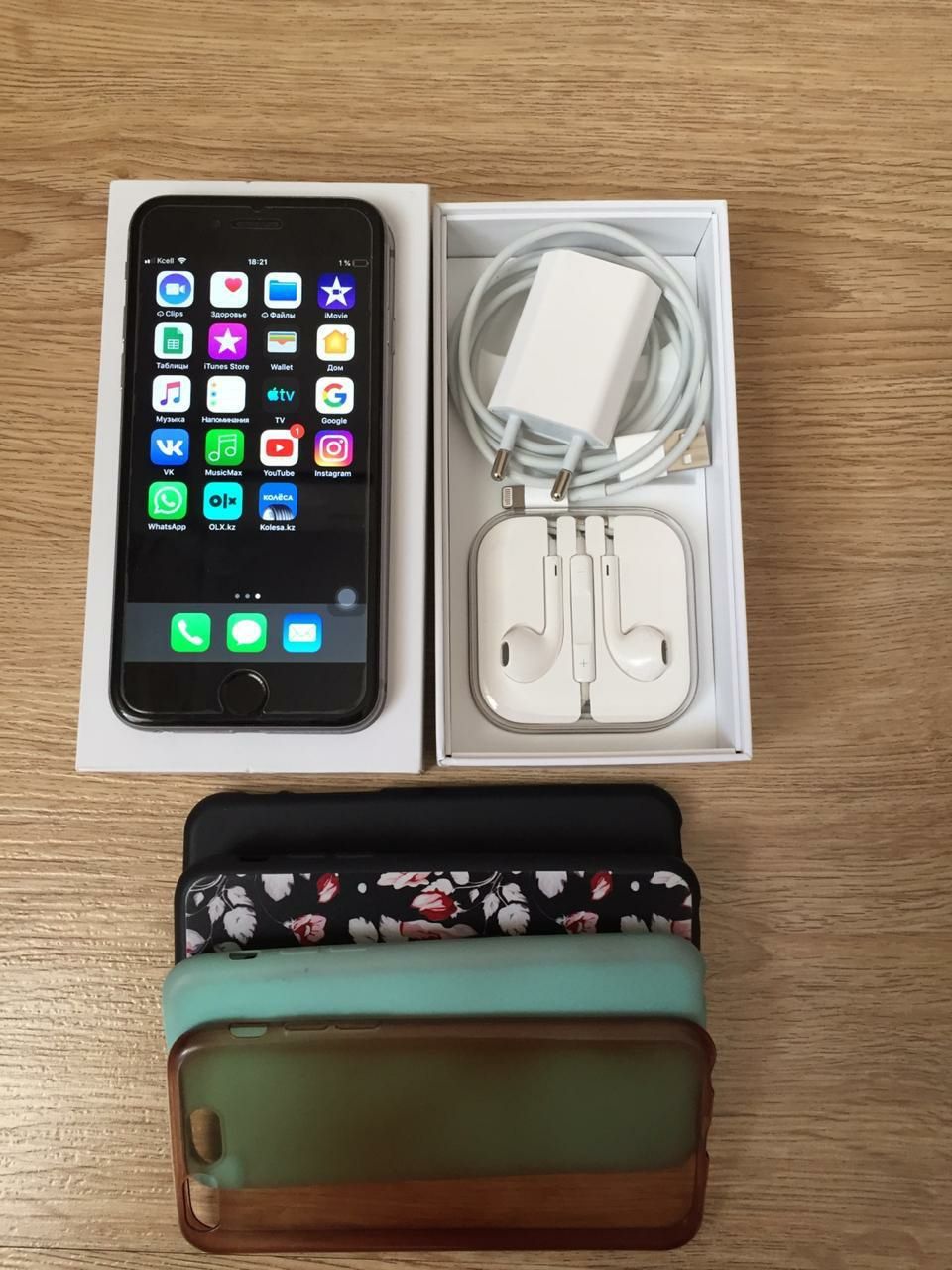 Продам айфон 6 + эйрподс зарядка, чехлы