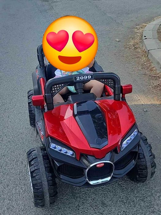 Акумулаторен джип детски