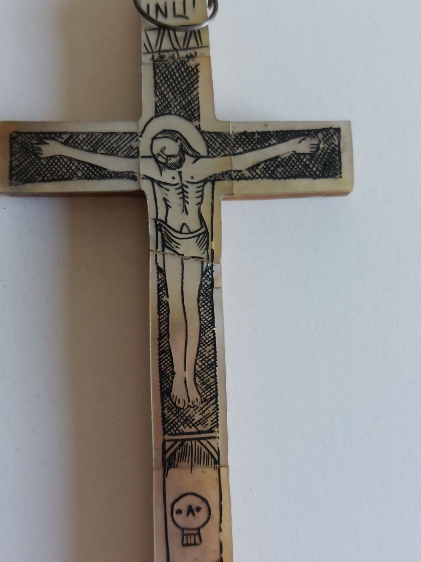 Crucifix vechi doua modele