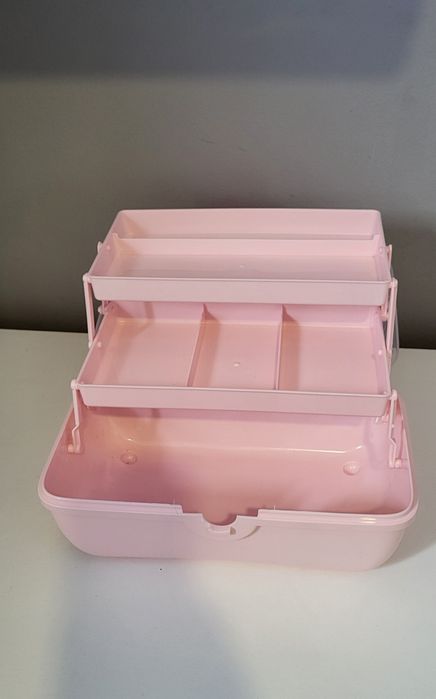 Кутия за аксесоари за коса