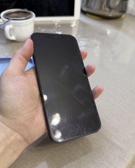 Айфон 12 / iPhone 12