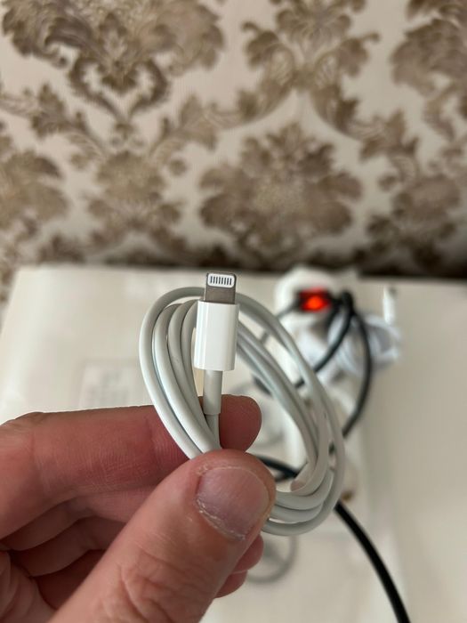 Зарядный кабель apple