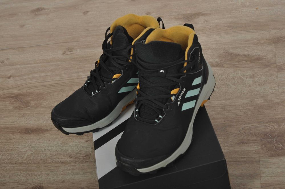 туристически обувки adidas terrex