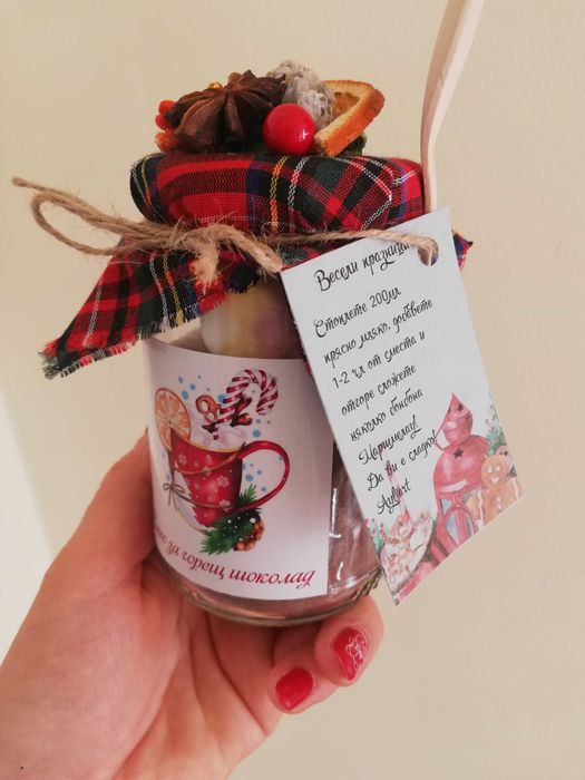 Коледни бурканчета и торбички с подправки