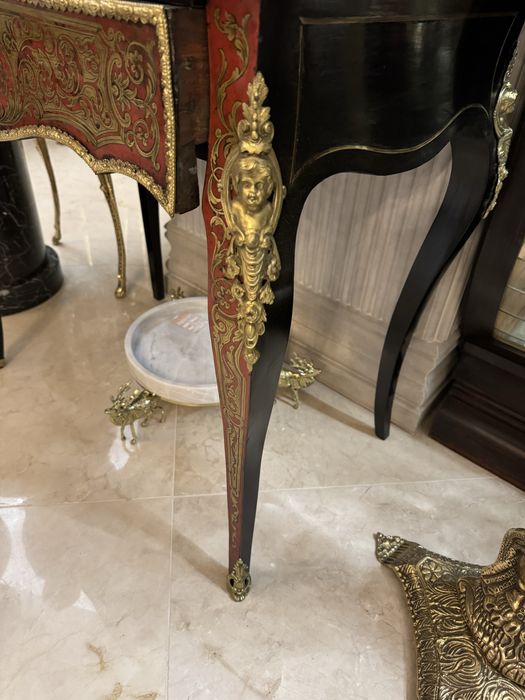 Secretair/ Boulle/ birou restaurat