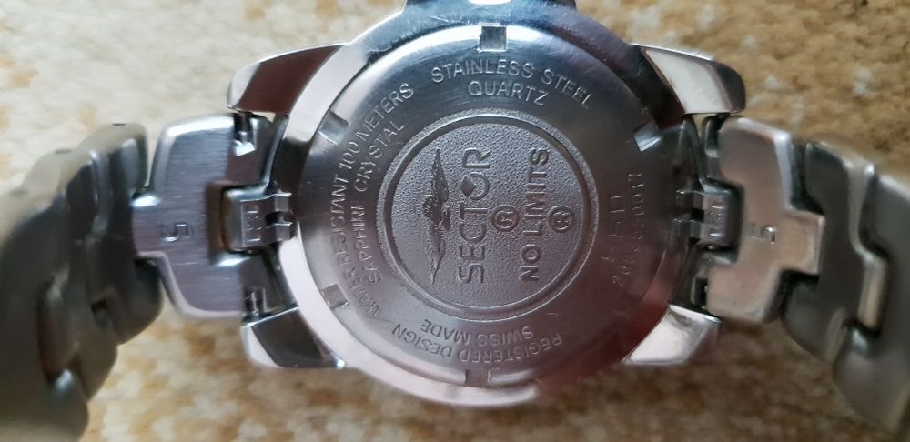 Ceas Sector in doua culori