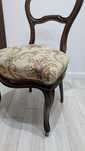 Scaun vintage din lemn, imprimeu floral