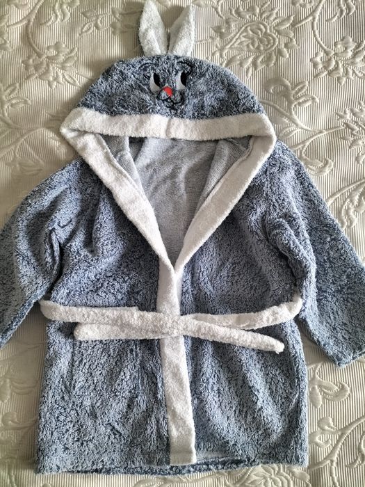 Продам халатик на 2-3 годика