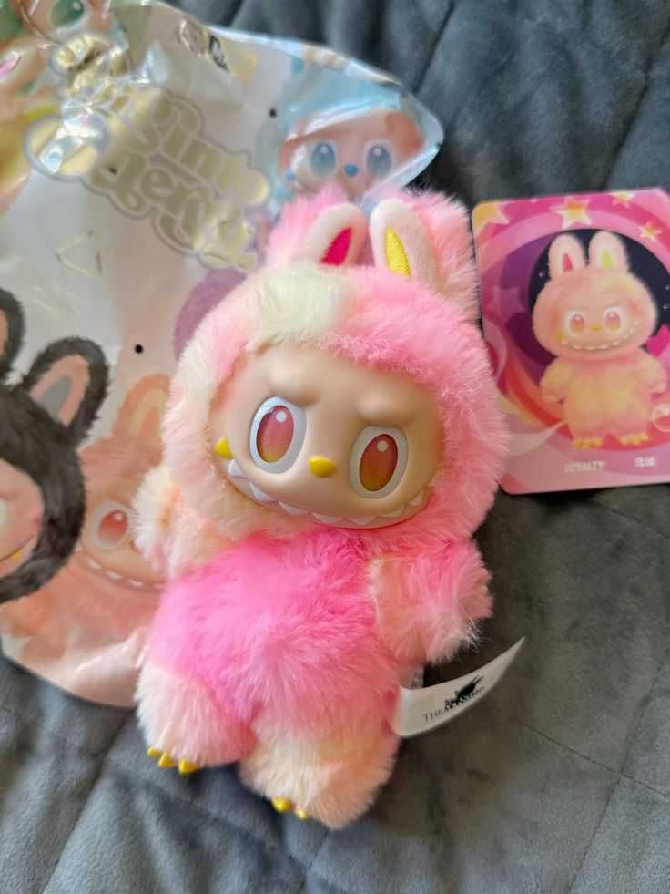 Labubu original rose pink оригинално лабубу розово