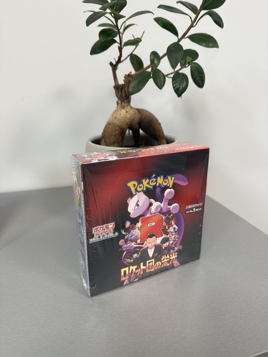 POKEMON - “The Glory of Team Rocket” бустър кутия