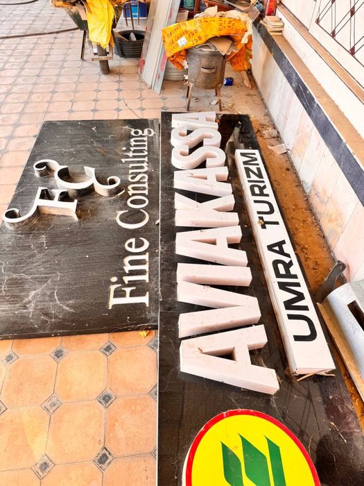 Reklama bannerlari sotiladi