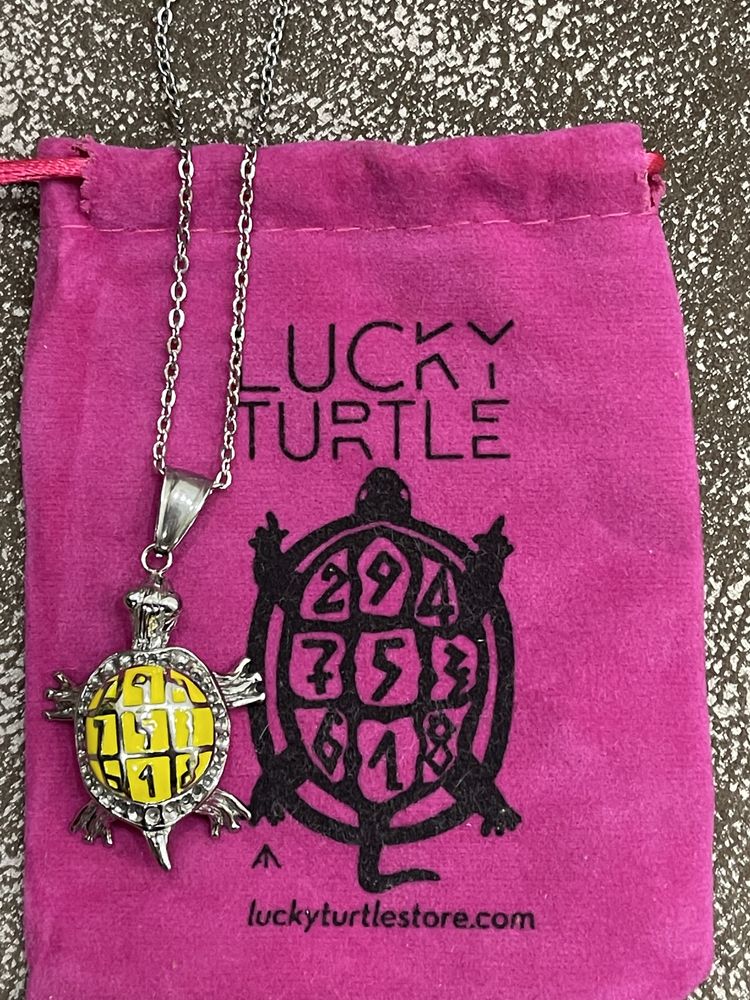 Кулон Lucky turtle