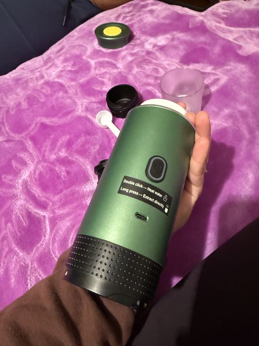 Vand portable espresso maker