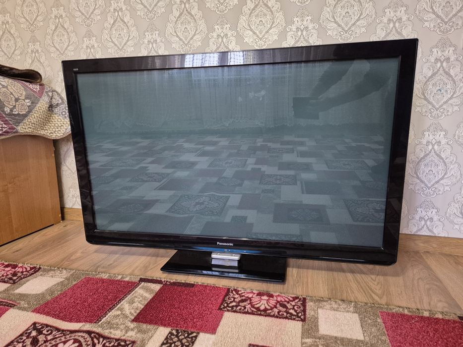 Телевизор Panasonic модель  ТХ-PR50U30