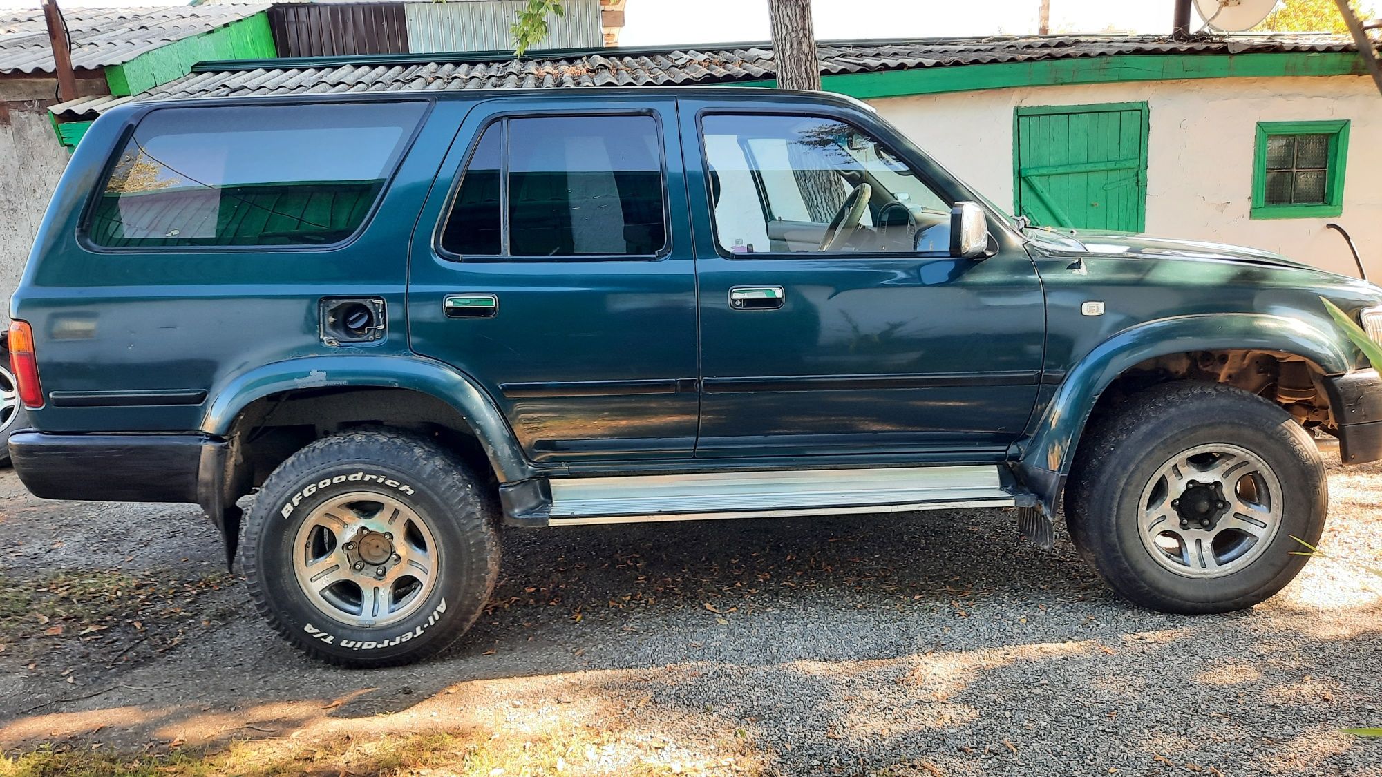 Тойота 4runner 1994г.