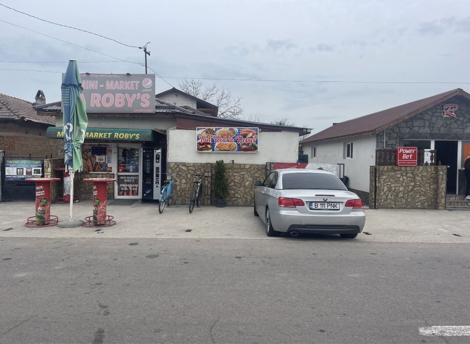 De VANZARE-3spati comerciale + 2 terase +casa P+etaj+curte