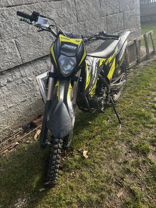 Cross 250 enduro