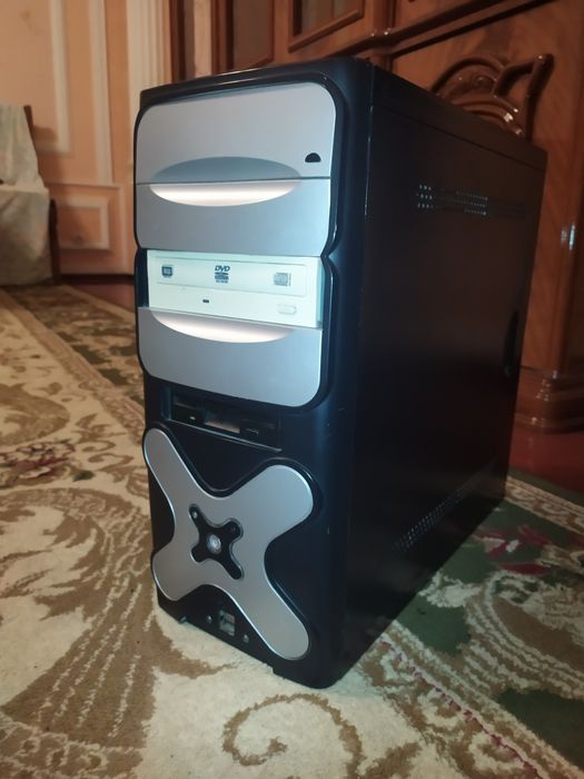 Компьютер в хорошем состоянии комплектующие тоже самое