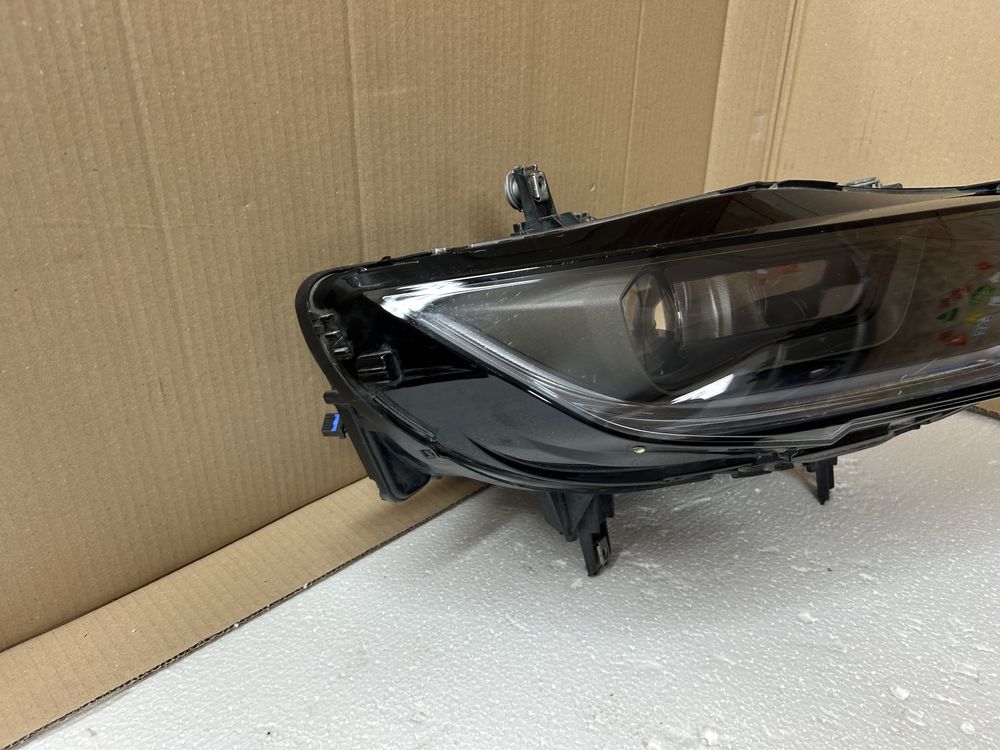 Far dreapta bmw i8 full led 2015-2020