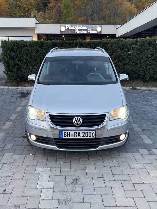 ~Volkswagen Touran~1.9TDI 105CP~7Locurii CarPlay