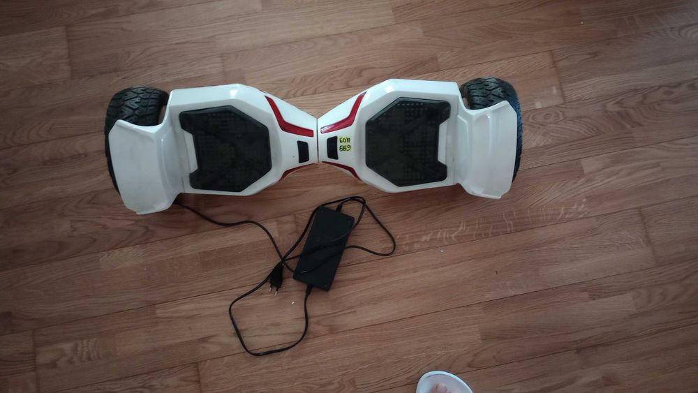 Ховърборд (hoverboard)
