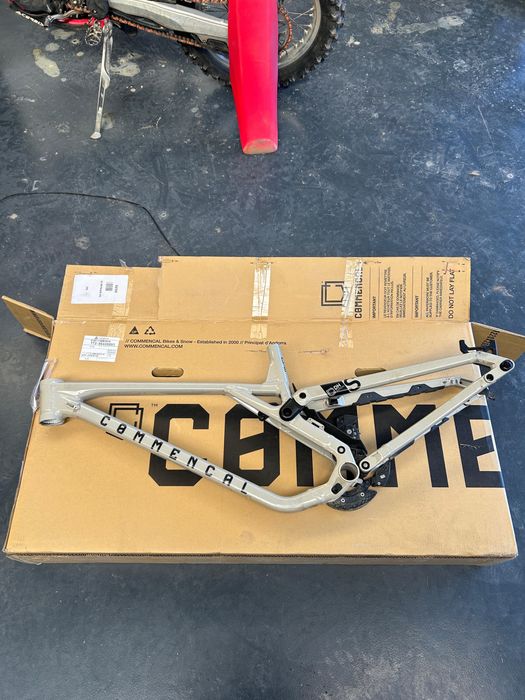 Vand cadru Commencal V5