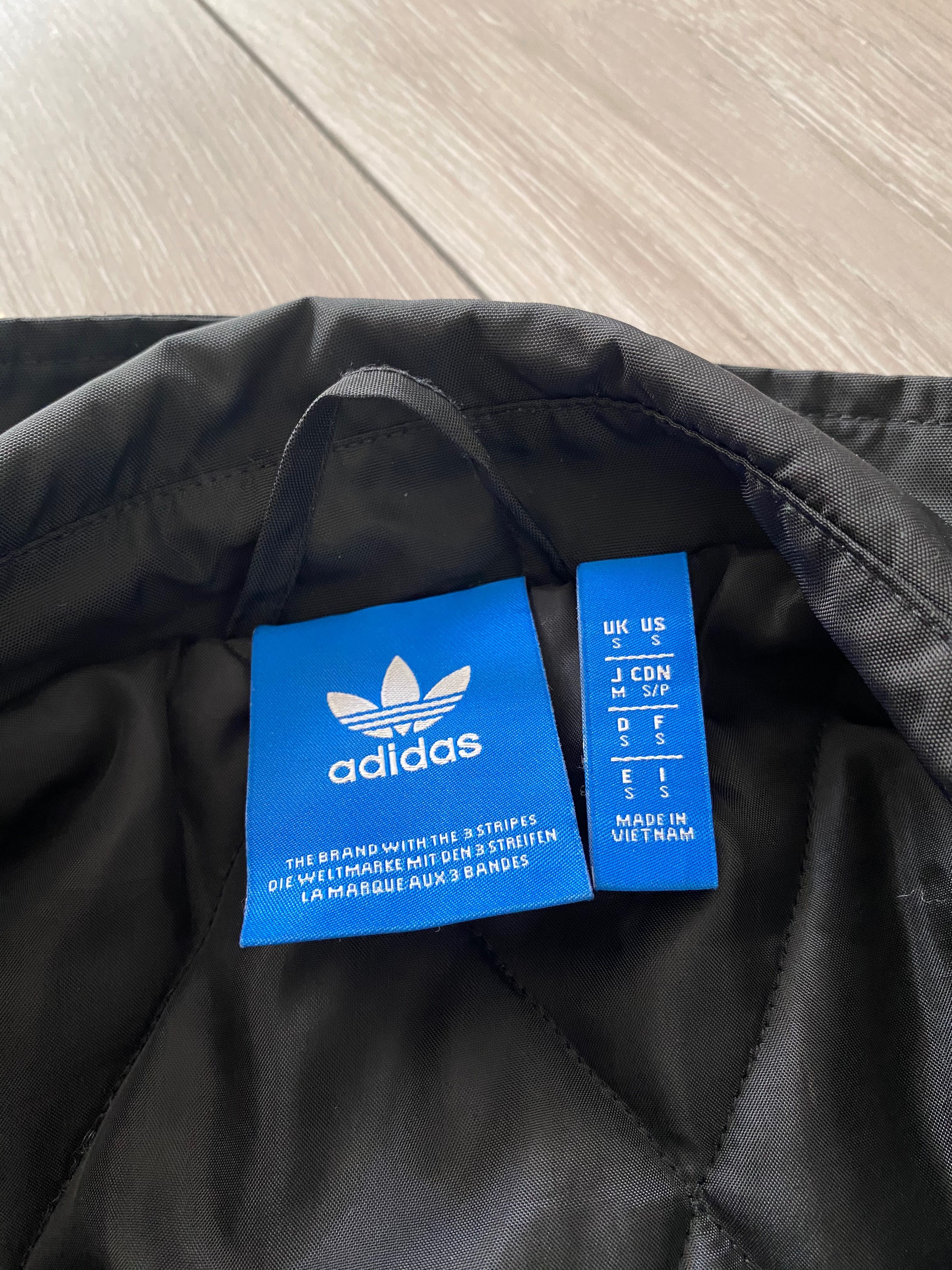 Оригинално мъжко яке Аdidas