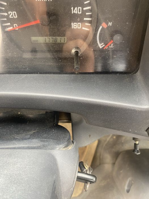 Isuzu n35 basculabil