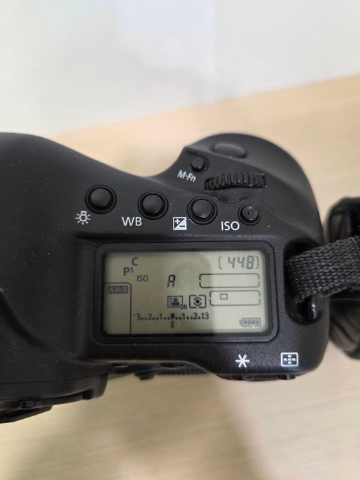 Aparat Foto Canon EOS-1DX (AG27 Gara2 b. 72136) - garantie 2 ani!
