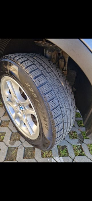 Vând roți bmw x3.